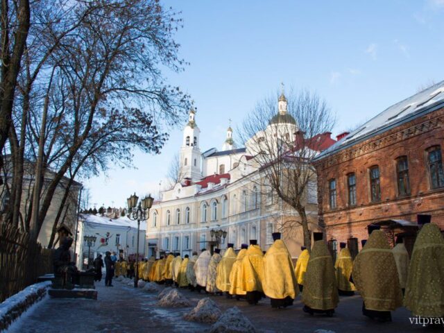 Божественная литургия и крестный ход в день памяти святого благоверного князя Александра Невского