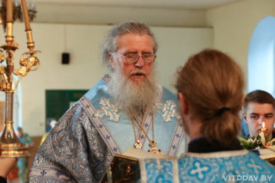 В канун праздника явления иконы Божией Матери "Казанская" архиепископ Димитрий совершил всенощное бдение в Свято-Троицком Марковом мужском монастыре города Витебска