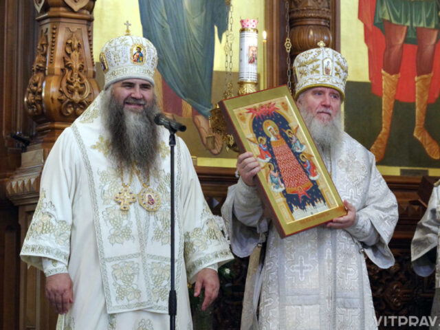 В Неделю 9-ю по Пятидесятнице архиепископ Димитрий сослужил митрополиту Ташкентскому и Узбекистанскому Викентию в Александро-Невском кафедральном соборе Нижнего Новгорода