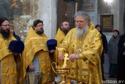 В Неделю о мытаре и фарисее архиепископ Димитрий совершил Литургию в храме святой великомученицы Ирины города Москвы