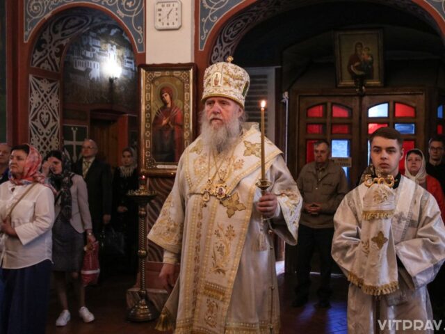 В канун праздника Вознесения Господня архиепископ Димитрий совершил всенощное бдение в Свято-Покровском соборе города Витебска