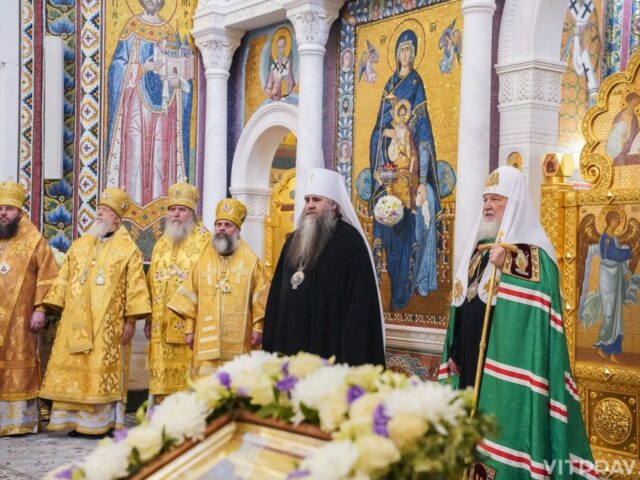 в канун Недели 19-й по Пятидесятнице, день памяти святых отцов VII Вселенского Собора, епископ Друцкий Евсевий, викарий Витебский епархии, совершил всенощное бдение в соборе Покрова Пресвятой Богородицы города Витебска.