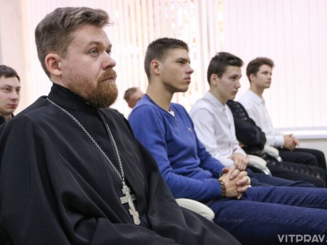 Представители Витебской духовной семинарии приняли участие в мероприятии, посвященном Дню матери