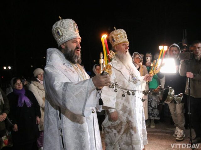 В праздник Светлого Христова Воскресения архиепископ Димитрий совершил Пасхальное богослужение в Свято-Успенском кафедральном соборе города Витебска