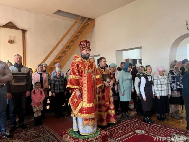 Епископ Евсевий возглавил Литургию в храме мч. Лонгина Сотника Витебска