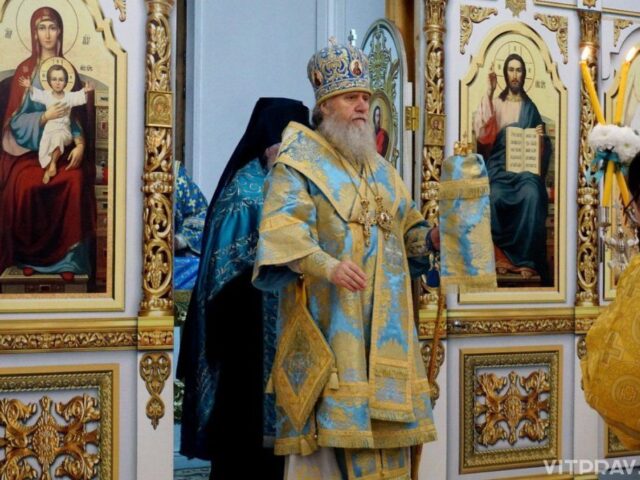 В канун празднования Введения во Храм Пресвятой Богородицы архиепископ Димитрий совершил всенощное бдение в храме великомученицы Ирины в Москве