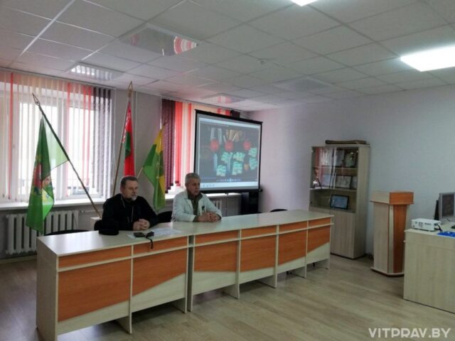 Протоиерей Николай Волочкович принял участие в мероприятии по профилактике различных зависимостей в Сенненской ЦРБ