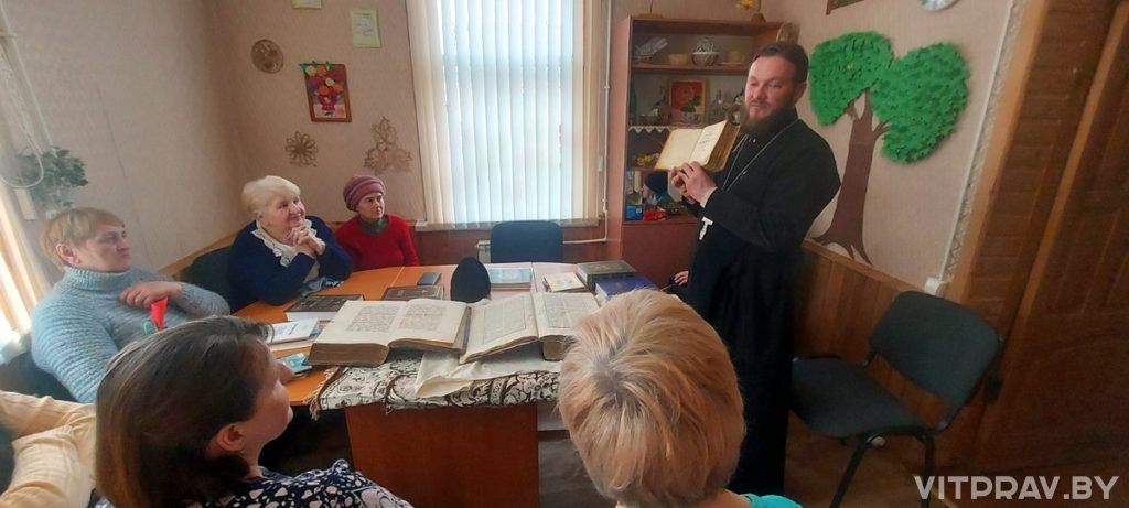 Иерей Родион Радевич принял участие в круглом столе "Живое слово православия"