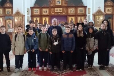 О методах воспитания воли рассказал протоиерей Александр Ковалев на встрече с учениками 5 класса