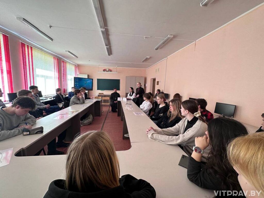 Иерей Игорь Напорко принял участие в круглом столе посвященному Всемирному дню здоровья