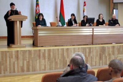 Протоиерей Виталий Кисель принял участие во встрече с неблагополучными семьями "Дом без насилия"