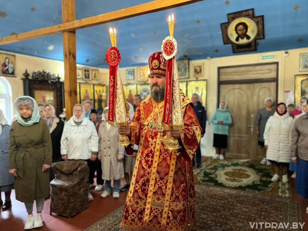 В понедельник Светлой седмицы епископ Евсевий совершил Литургию в Георгиевском храме Витебска