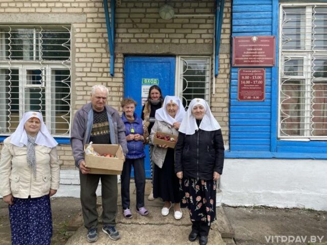 Сестры милосердия поздравили с Пасхой обитателей Оршанского районного центра ночного (временного) пребывания лиц без определённого места жительства