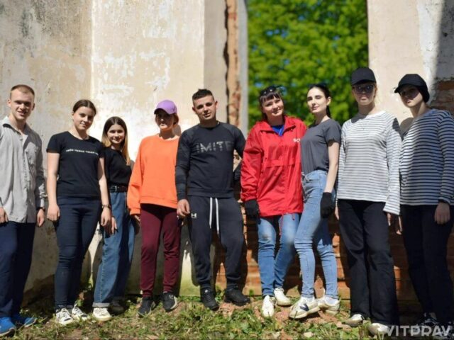 В Чашникском районе провели уборку храмовой территории