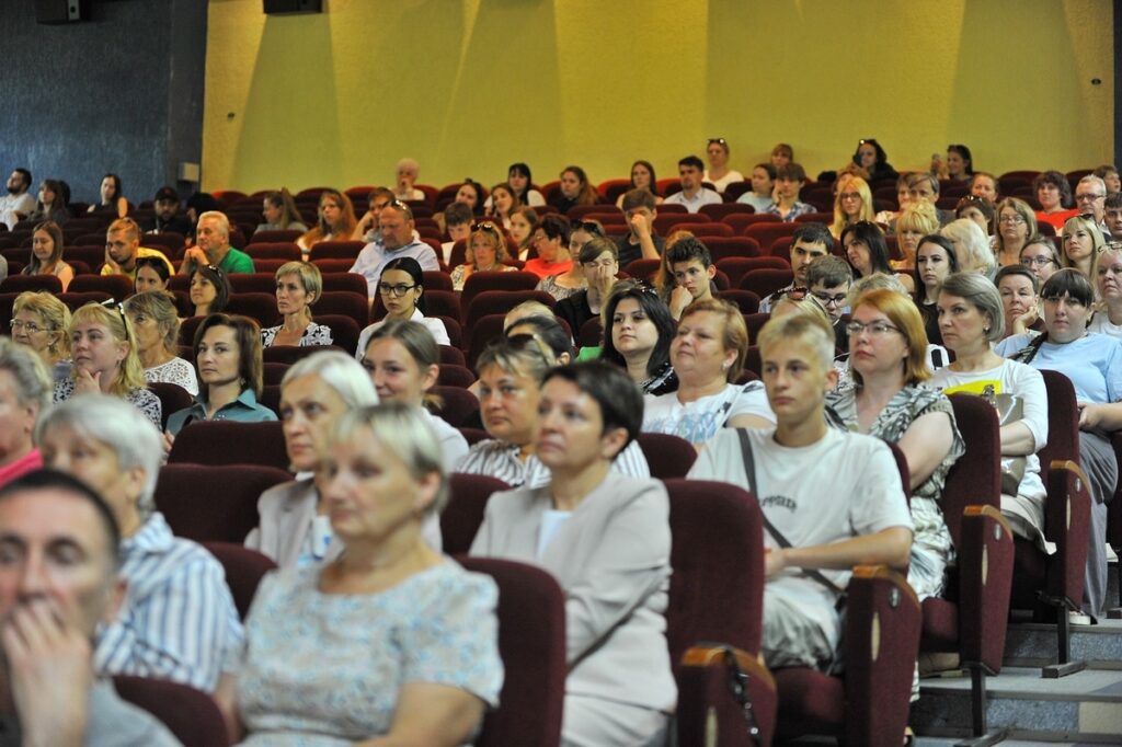 Епископ Евсевий принял участие в открытии Международного социального духовно-просветительского проекта «Кинолекторий «Общежитие»