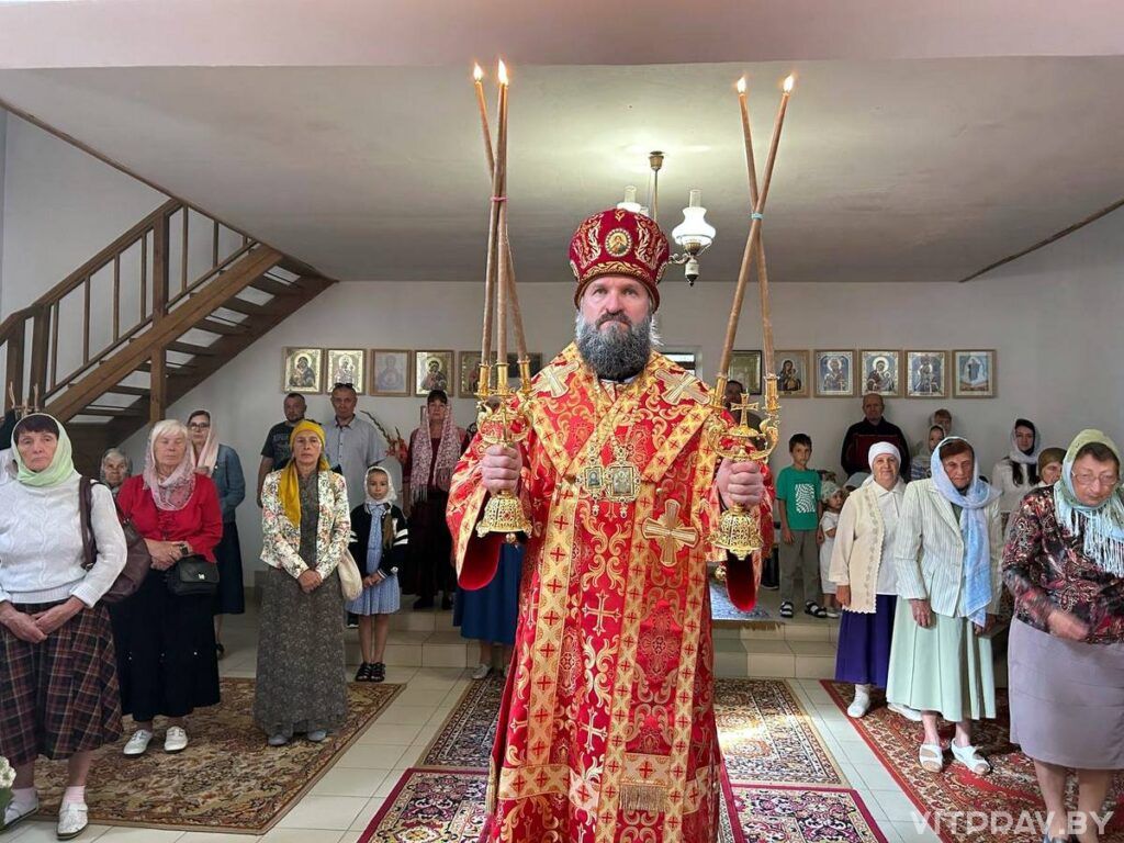 Епископ Евсевий возглавил престольное торжество в храме великомученика и целителя Пантелеимона Витебска