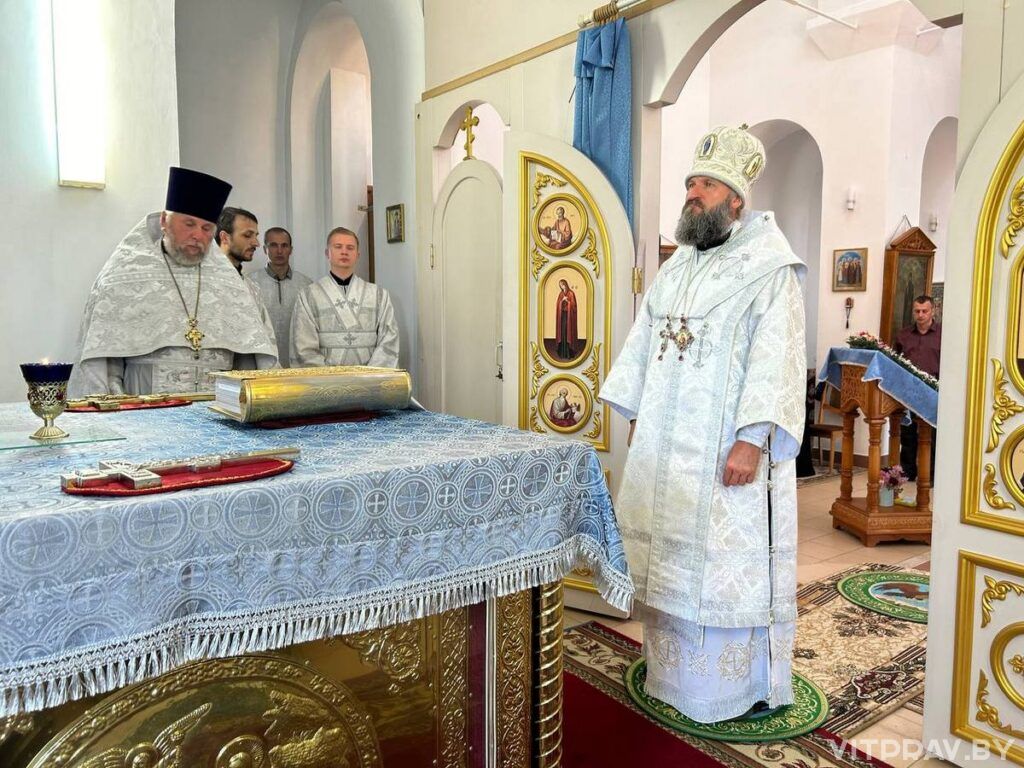 Епископ Евсевий возглавил Литургию в Успенском монастыре Орши