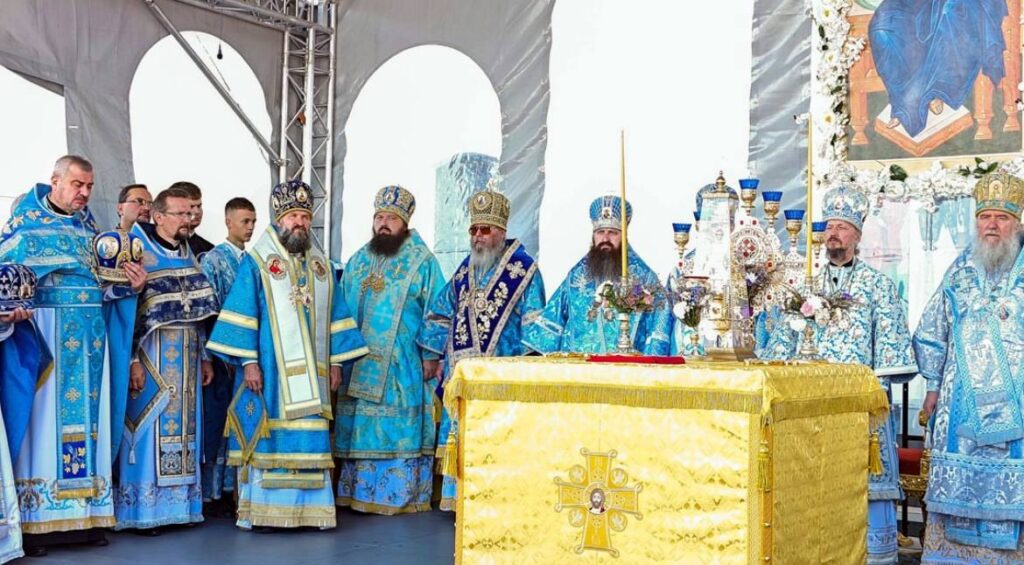 Архиепископ Димитрий и епископ Евсевий приняли участие в торжествах в честь явления Минской иконы Божией Матери и 40-й годовщины установления празднования Собора Белорусских святых