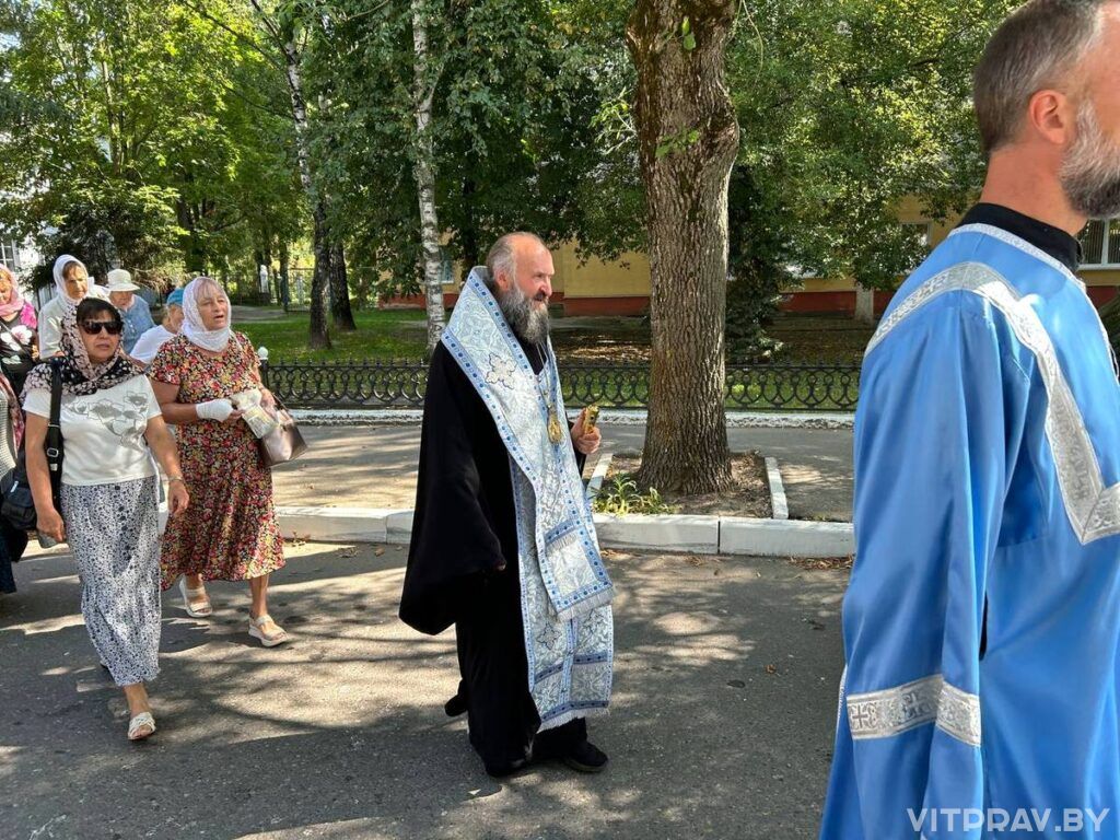 Епископ Евсевий возглавил престольный праздник в Успенском храме Витебска