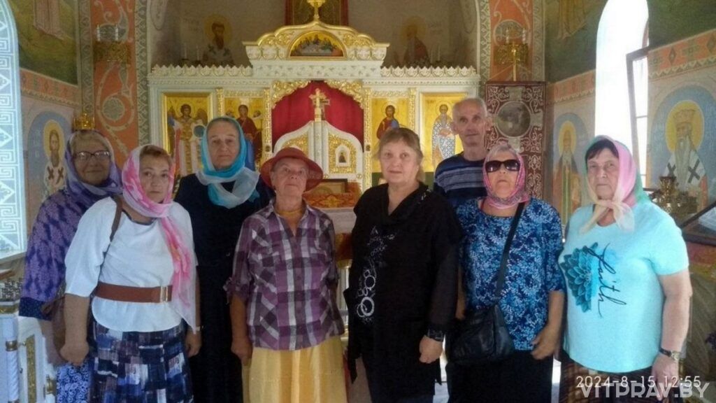 В Покровском монастыре Толочина прошла встреча "Духовный маяк"
