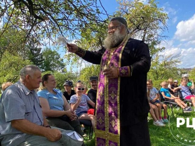 Иерей Вадим Яско принял участие в праздничном мероприятии в аг. Светлосельский