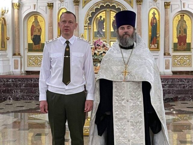Протоиерей Сергий Захаров отслужил благодарственный молебен для офицерского состава