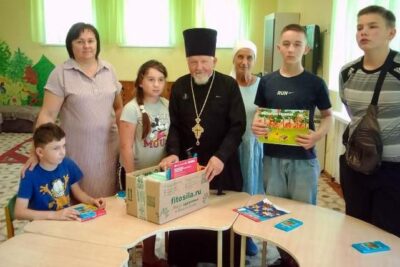 Представители Чашникского благочиния посетили воспитанников социального приюта
