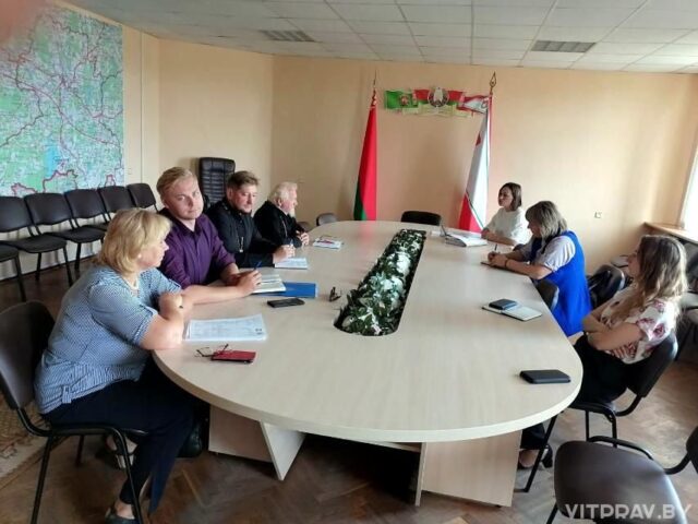 Протоиерей Владимир Коледа принял участие в заседании комиссии содействия контролю за исполнением законо