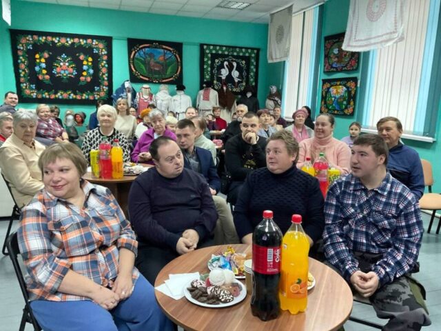 Диакон Григорий Окунев принял участие в празднике, посвященном Международному дню инвалидов