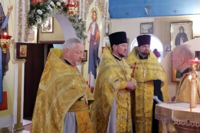 В храме святителя Николая Чудотворца Новолукомля прошел престольный праздник
