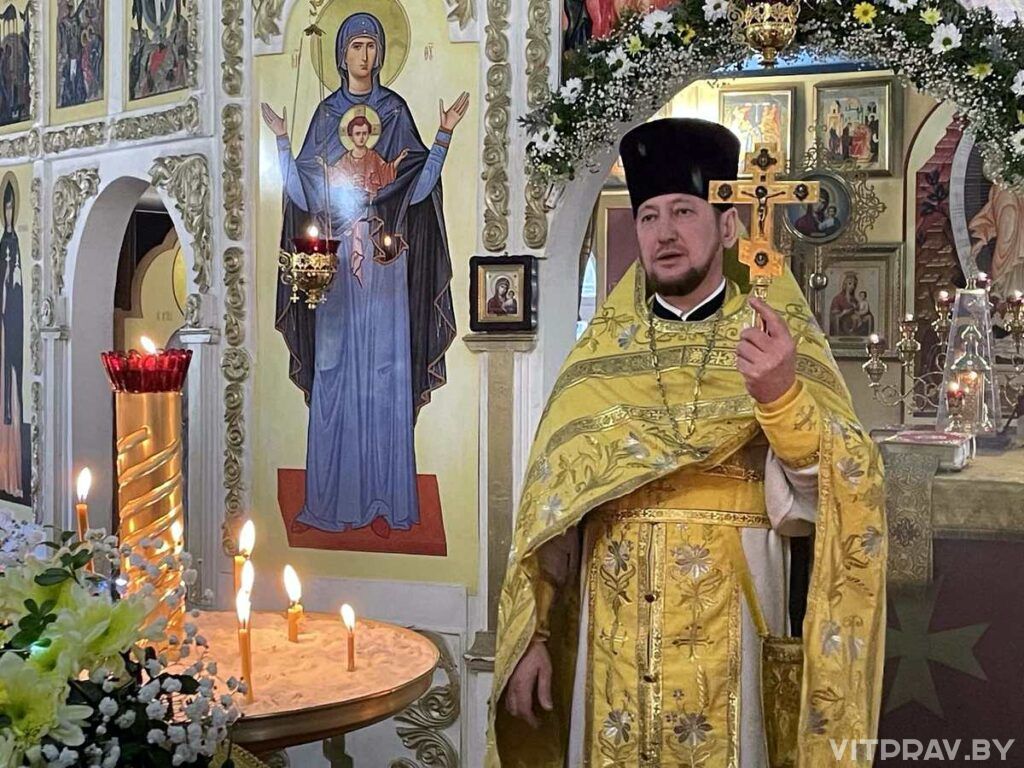 В храме святителя Николая Чудотворца Новолукомля прошел престольный праздник