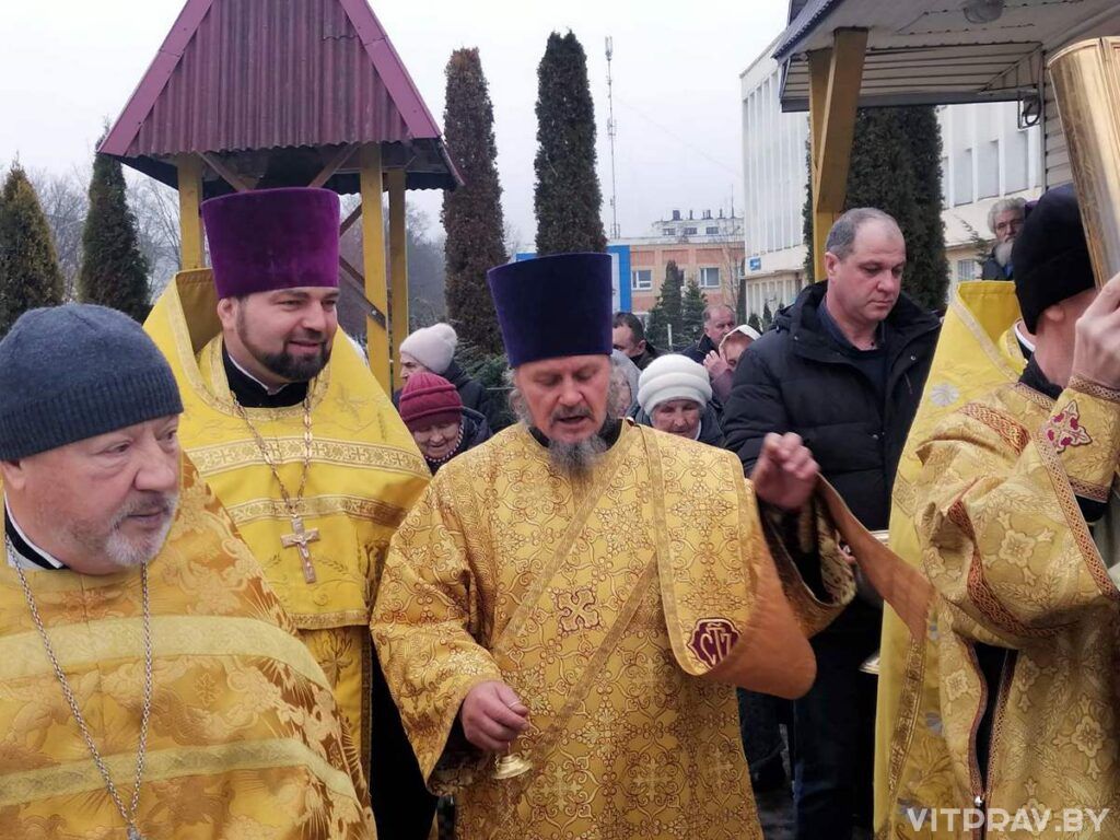 В храме святителя Николая Чудотворца Новолукомля прошел престольный праздник