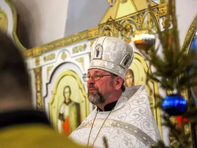 В праздник Рождества Христова в храме святой мученицы Татианы была совершена Божественная литургия. Фоторепортаж