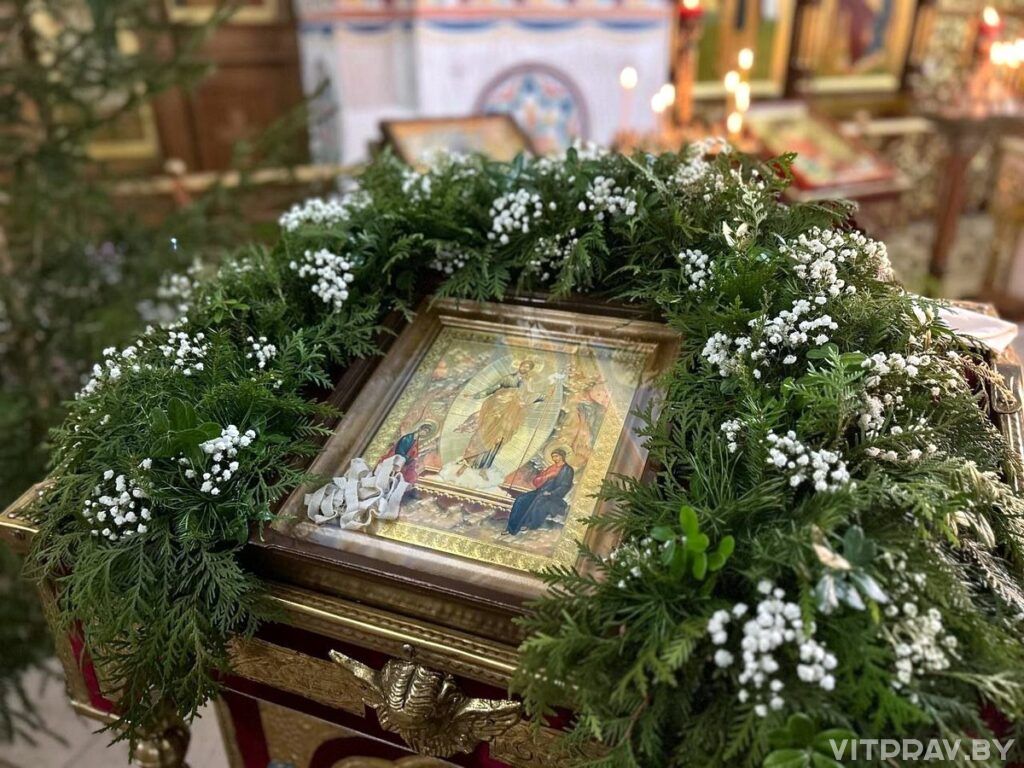 В Неделю пред Рождеством Христовым епископ Евсевий совершил Литургию в храме святого пророка Илии г. п. Бешенковичи