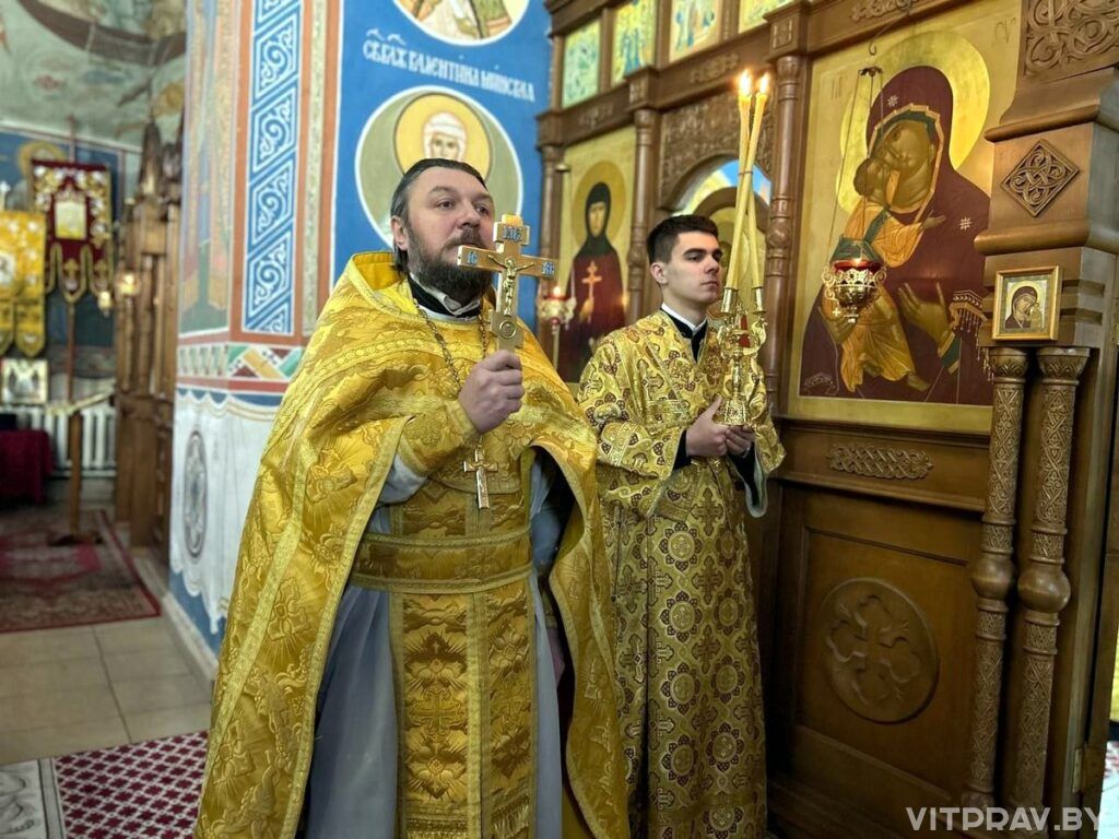 В Неделю пред Рождеством Христовым епископ Евсевий совершил Литургию в храме святого пророка Илии г. п. Бешенковичи