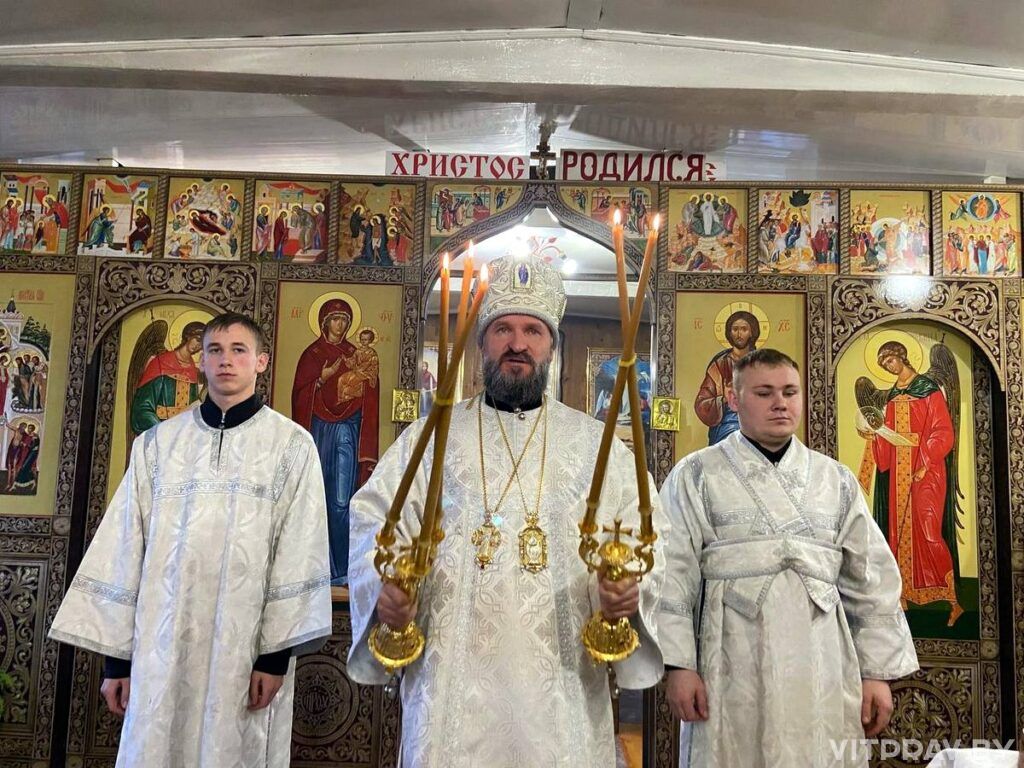 В Неделю по Богоявлении епископ Евсевий совершил Литургию в храме Святой Живоначальной Троицы аг. Бабиничи