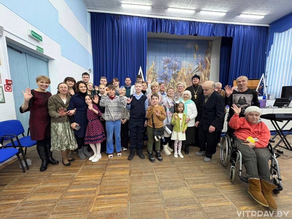 Иерей Георгий Совецкий посетил Витебский социальный пансионат "На Двине"