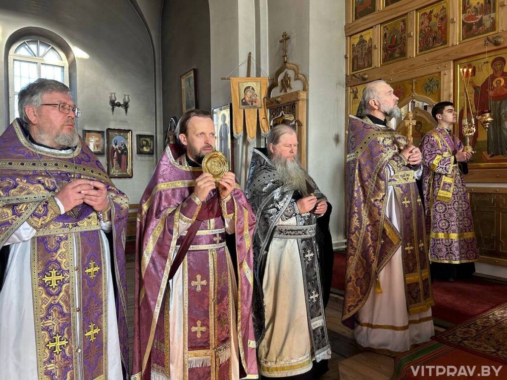 Епископ Евсевий совершил Литургию в храме Вознесения Господня аг. Лужесно