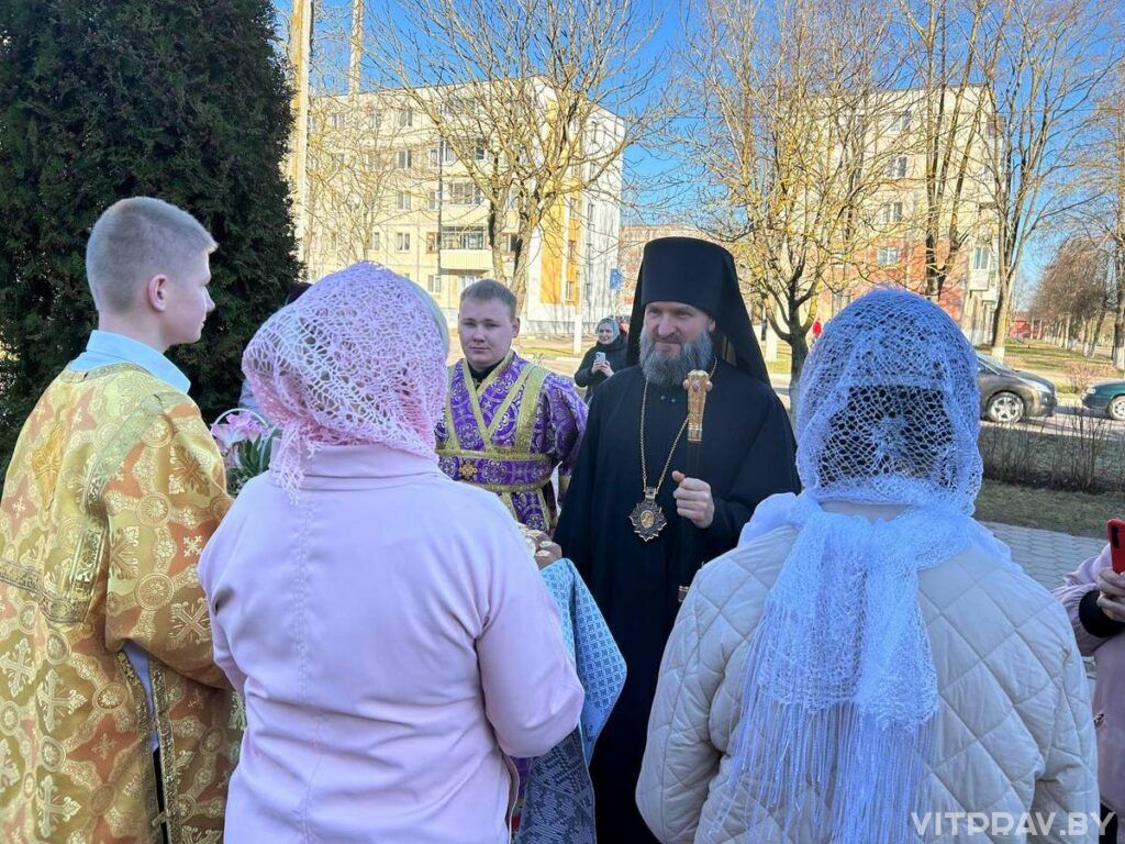 Епископ Евсевий совершил Литургию в храме святителя Николая Чудотворца Новолукомля