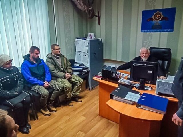 Протоиерей Владимир Коледа рассказал зависимым о последствиях алкоголизма