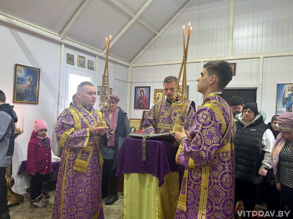 Епископ Евсевий совершил Литургию в храме Покрова Пресвятой Богородицы аг. Добромысли
