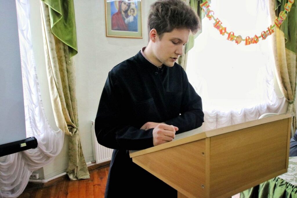 В Витебской духовной семинарии в конференц-зале состоялся круглый стол «Собор новомучеников Витебской духовной семинарии»