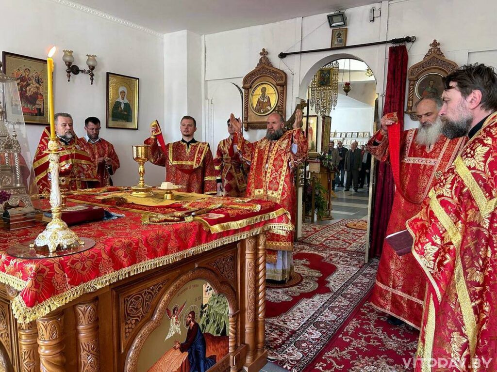 Епископ Евсевий возглавил престольный праздник в храме святителя Николая Чудотворца Сенно