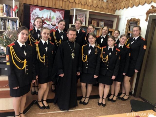 Иерей Дионисий Андреев принял участие в пасхальном поэтическом вечере в Витебском кадетском училище