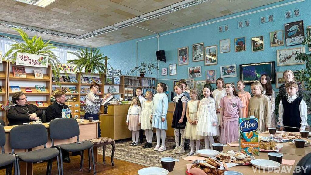 В воскресной школе при храме священномученика Владимира Новолукомля состоялся Пасхальный праздник