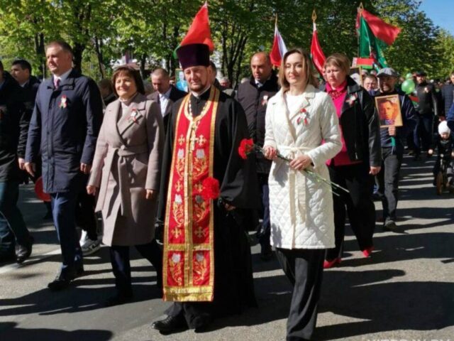 Протоиерей Владимир Кожановский принял участие в торжественном шествии "Беларусь помнит"