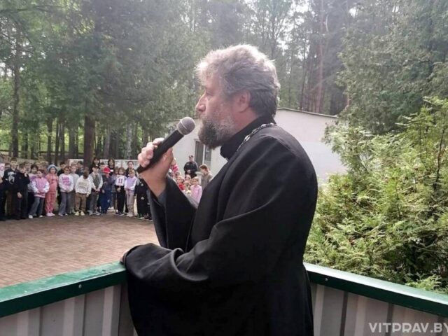 принял участие в торжественном открытии смены отдыха в детском оздоровительном лагере "Магистраль"