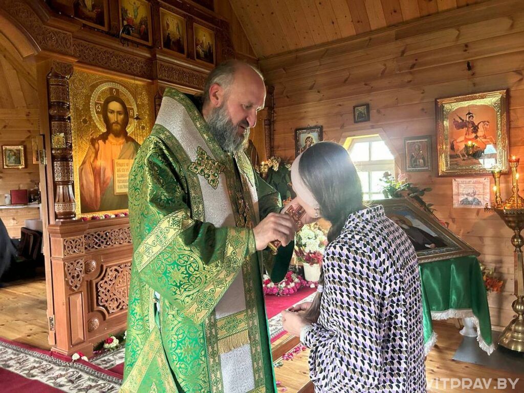 Епископ Евсевий возглавил Литургию в храме преподобного Сергия Радонежского аг. Копти