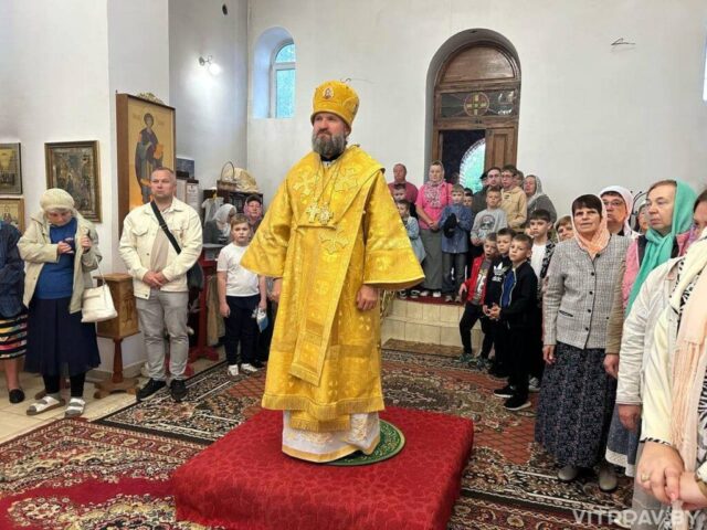 В Неделю 6-ю по Пятидесятнице епископ Евсевий возглавил Литургию в храме святых преподобномучениц великой княгини Елисаветы и инокини Варвары Городка