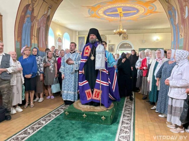 Епископ Евсевий возглавил престольное торжество в храме Казанской иконы Божией Матери Троицкого Маркова монастыря Витебска